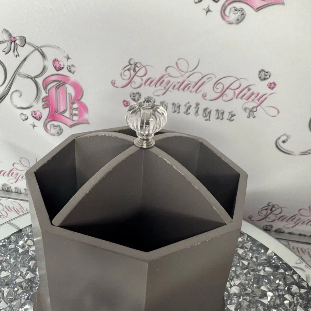 Spinable organizer Grey with clear crystal knob top spins office kitchen clean